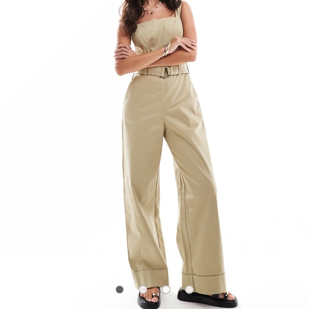 Abercrombie & Fitch Women’s Green Jumpsuit - Size Medium